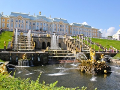 Petrodvorec, Vek Palc - fontna Vek Kaskdy,  Petrohrad
