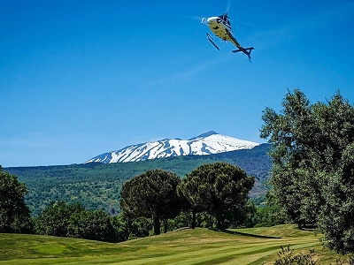 Prelet ponad Etnu na helikoptre