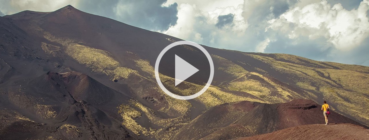 video Golf pod sopkou Etna