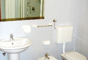 rezidencia Nettuno toaleta s kpeou