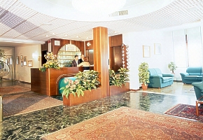 hotel florida foyer a recepcia