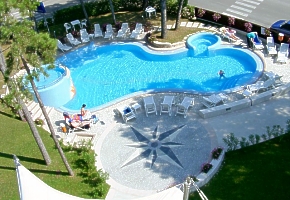 hotel Mediterraneo park pri bazne
