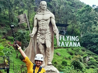 sprav si selfie vo Flying Ravana