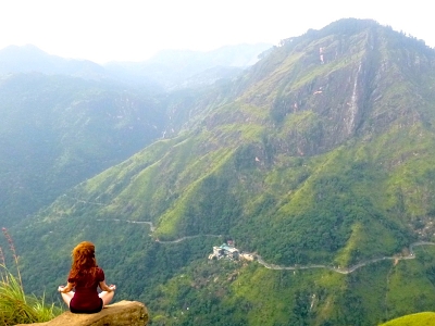 meditujca ena pri Little Adams Peak