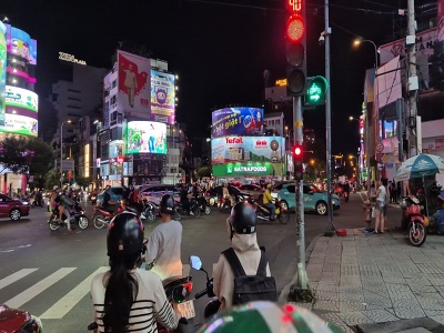 Ve�ern� ulica Saigon