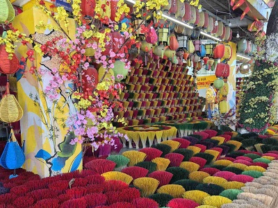 Farebn� vonn� ty�inky