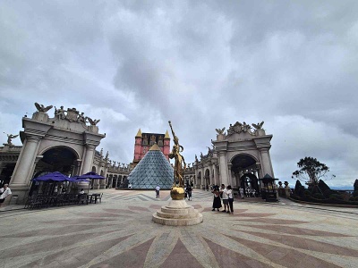 N�mestie Ba Na Hills