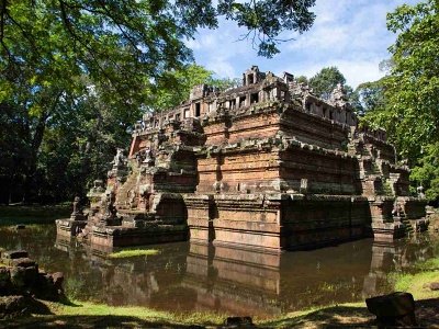 Pyramid�lna stavba