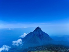 Hora Karisimbi v celej svojej kráse, Národný park Volcanoes Rwanda