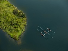  Čln na jazere, Rwanda
