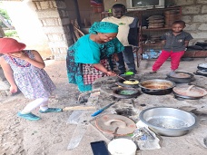 Tradin jedlo, Mto wa Mbu, Tanznia