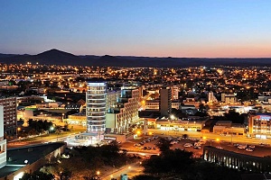 Windhoek v noci
