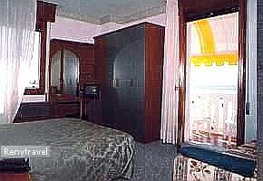  room excelsior 