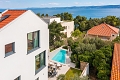 Villa Manera, Bol