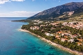 Villa Manera, Bol