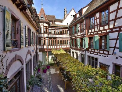 Chateau & Relais Hotel La Maison Des Tetes  - Colmar