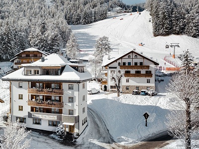 Piccolo Hotel Claudia - San Vigilio de Marebbe, Kronplatz