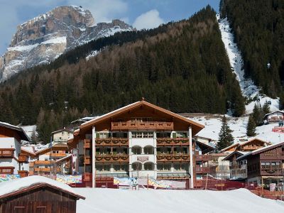 Hotel Pareda - Canazei, Val di Fassa